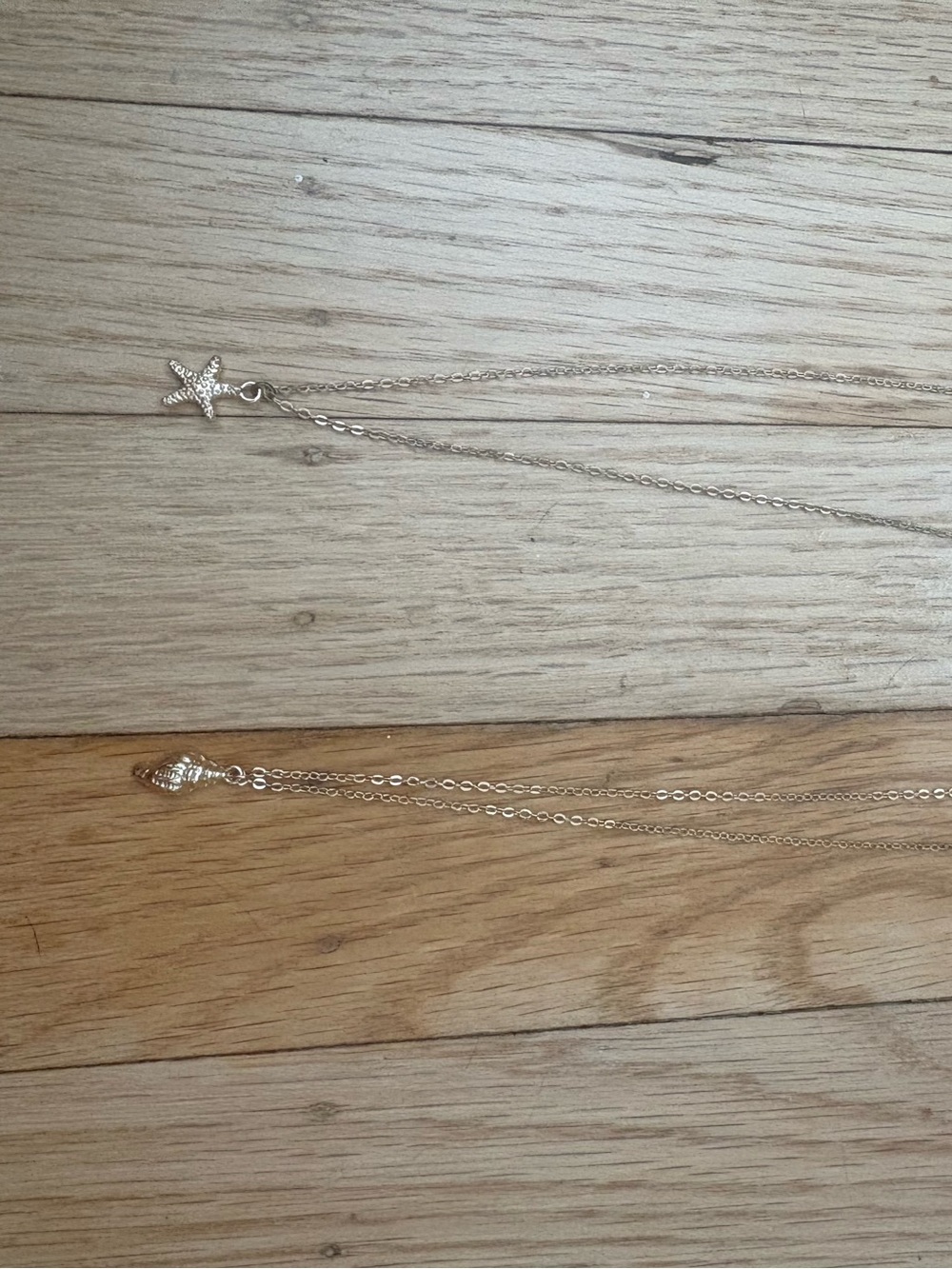 Layered Starfish and Shell Silver Necklace - Elegant Beach-Inspired Jewelry